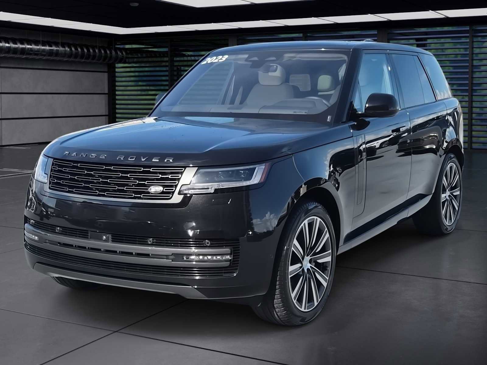 Used 2023 Land Rover Range Rover SE