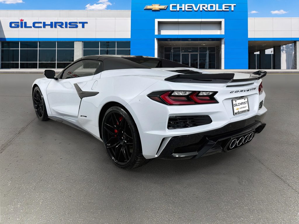 Used 2023 Chevrolet Corvette Z06 RWD image 6
