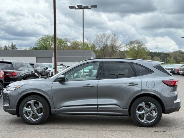 Used 2024 Ford Escape ST-Line w/ Tech Pack #1 AWD/4WD image 41