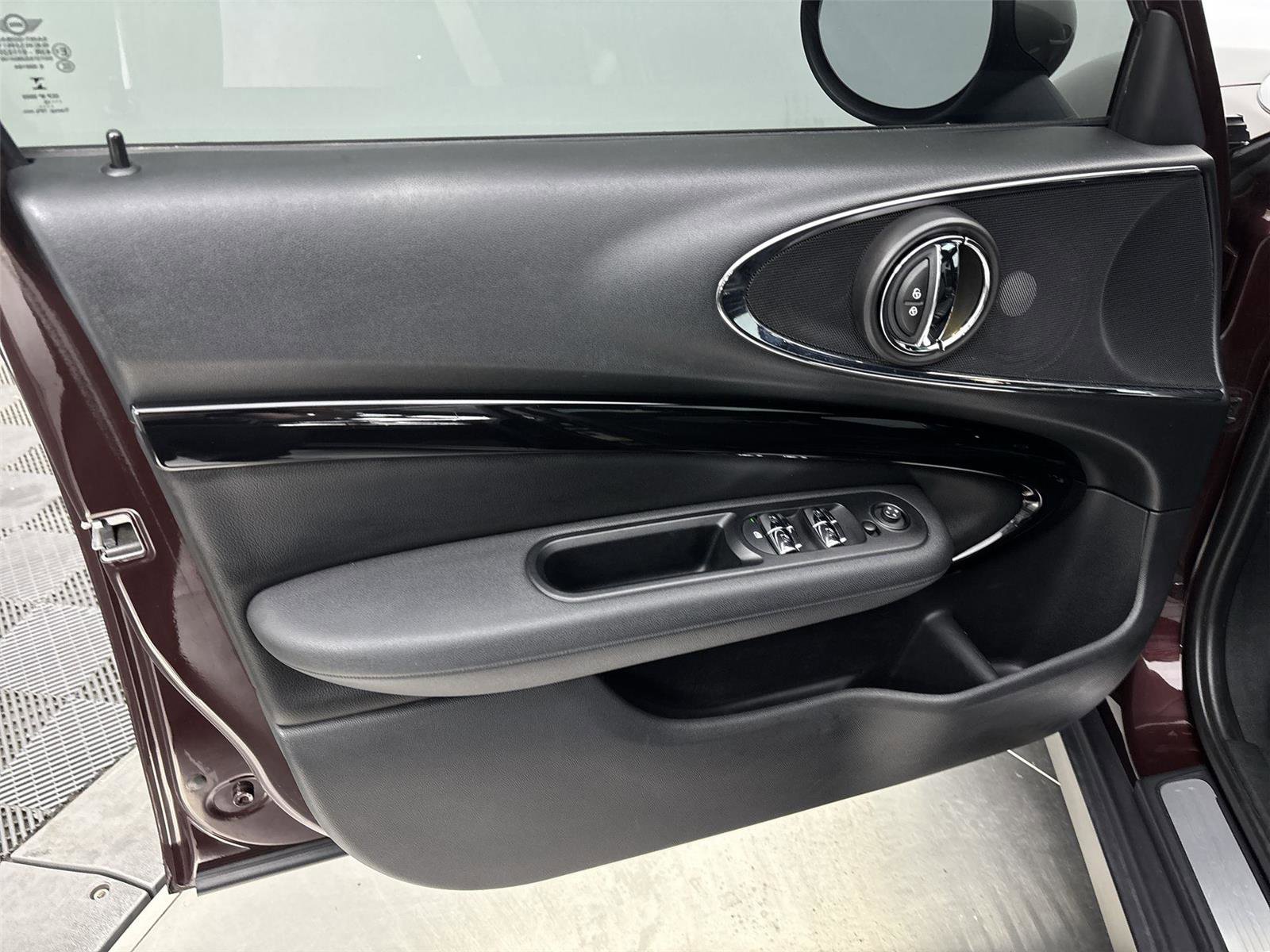 Used 2016 MINI Cooper Clubman image 26