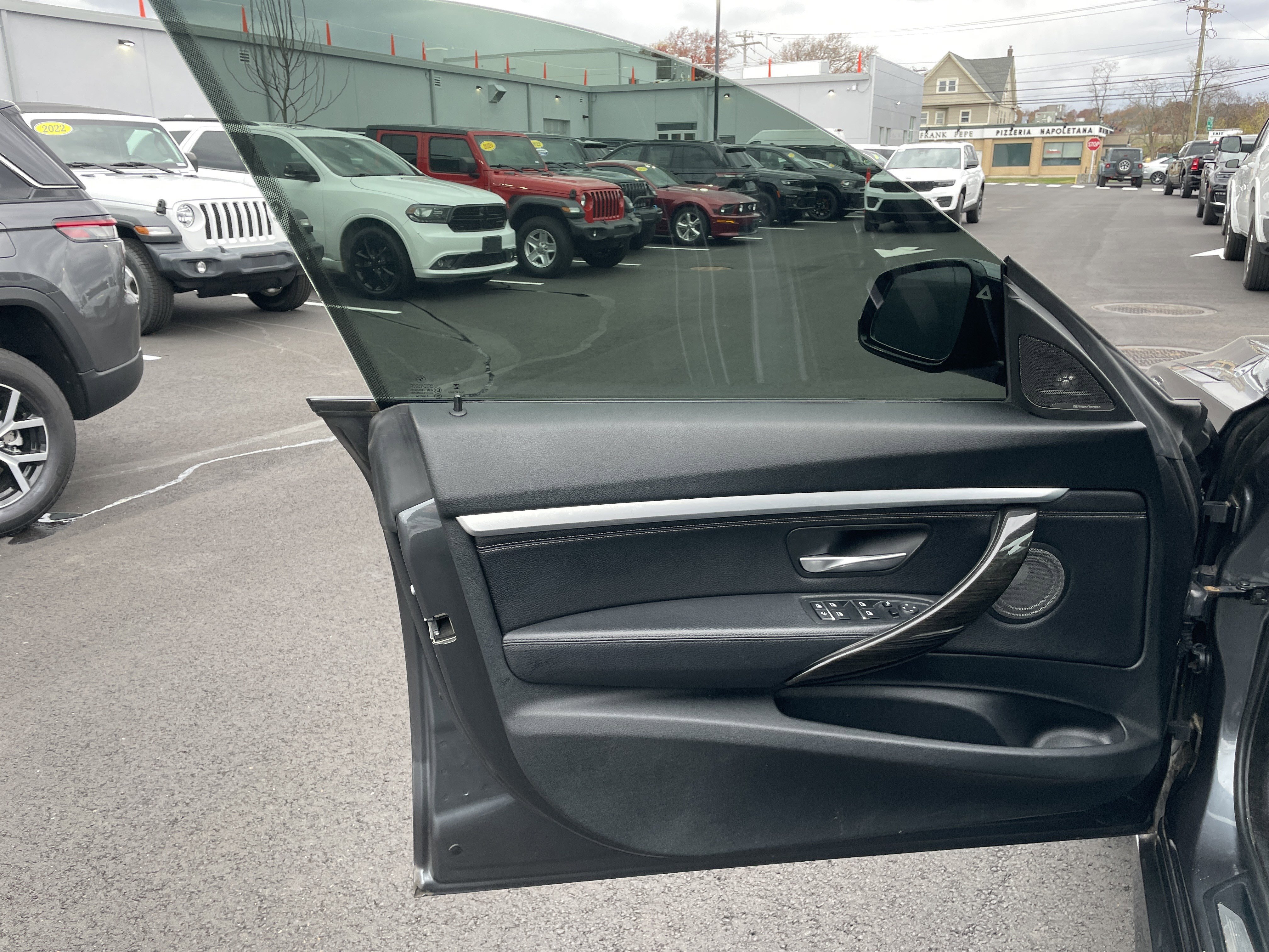 Used 2018 BMW 340i Gran Turismo xDrive image 33