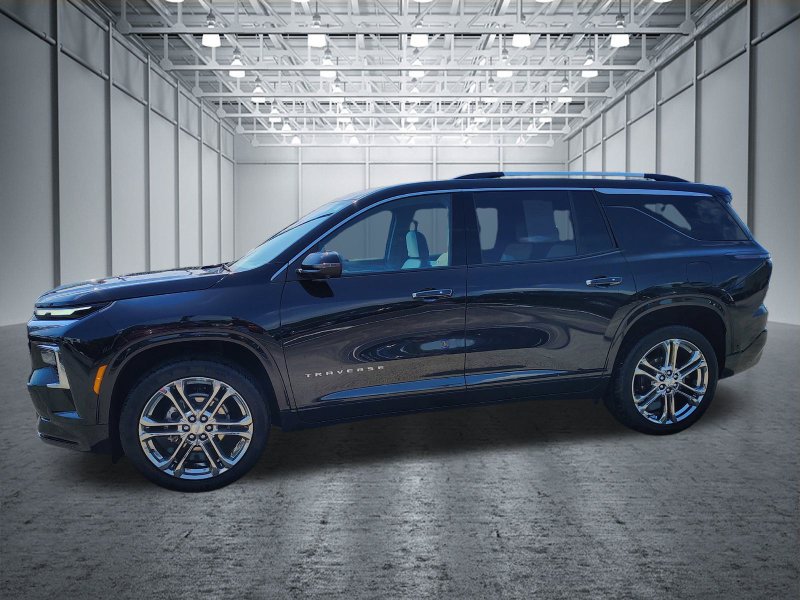 Certified 2025 Chevrolet Traverse High Country w/ LPO, Floor Liner Package AWD/4WD image 9