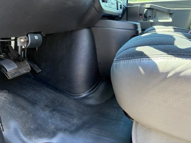 Used 2024 Chevrolet Express 2500 w/ Driver Convenience Package RWD image 27