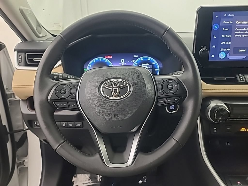 Used 2025 Toyota RAV4 Limited w/ Weather Package AWD/4WD image 33