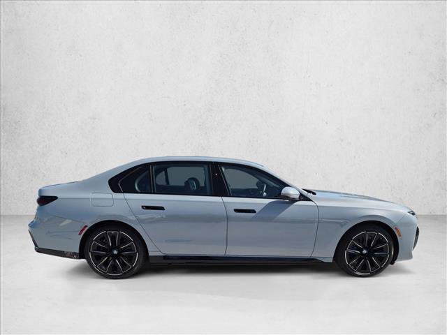 Used 2025 BMW i7 eDrive50 w/ M Sport Package RWD image 4