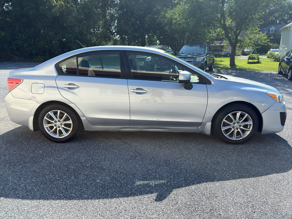Used 2013 Subaru Impreza 2.0i Premium w/ All-Weather Pkg AWD/4WD image 6