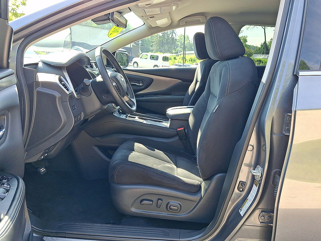 Used 2021 Nissan Murano SV w/ Cargo Package AWD/4WD image 11