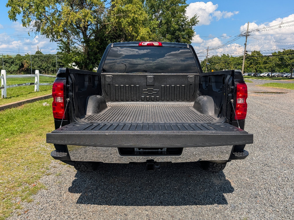 Used 2016 Chevrolet Silverado 1500 LT w/ All Star Edition AWD/4WD image 7