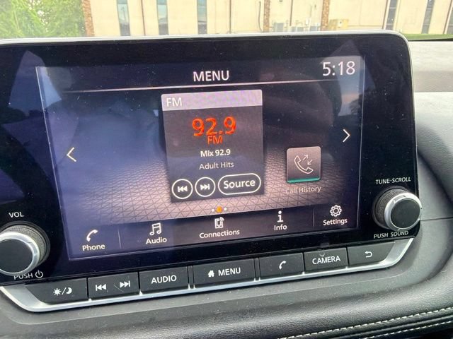 Used 2023 Nissan Rogue S FWD image 14