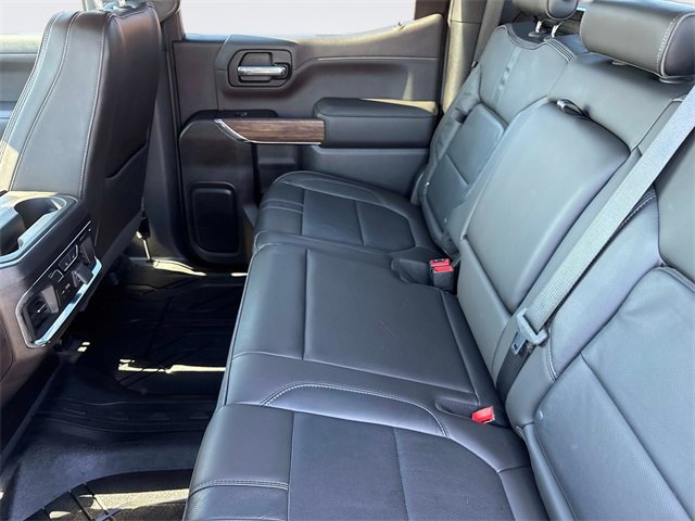 Used 2019 Chevrolet Silverado 1500 High Country image 18