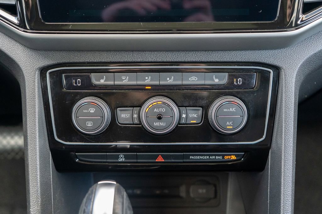 Used 2023 Volkswagen Atlas SEL image 28