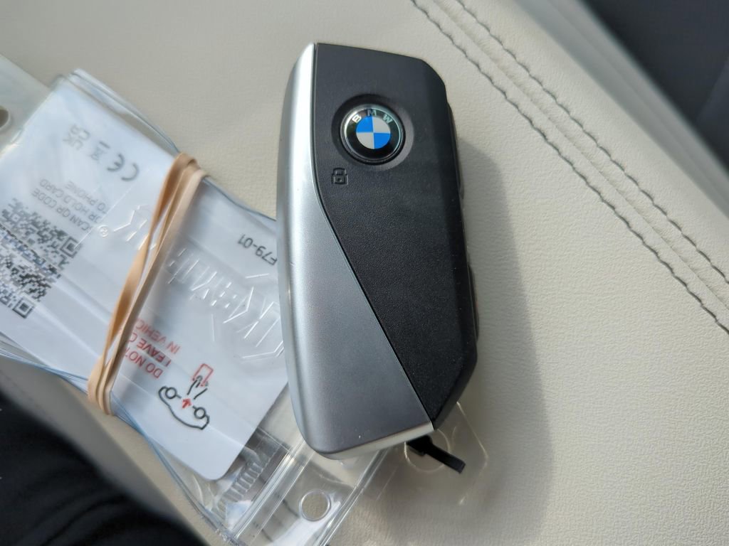 Used 2026 BMW X1 xDrive28i w/ Technology Package image 9