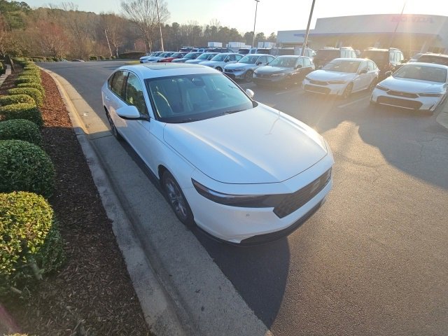 Used 2023 Honda Accord EX-L image 8