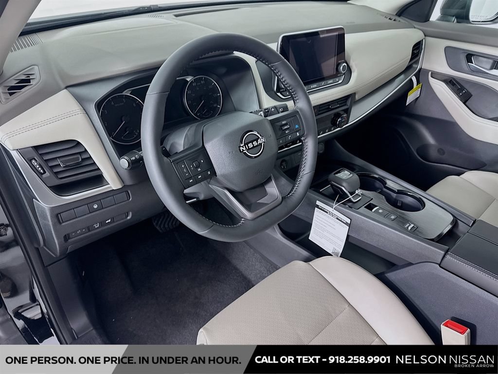 New 2026 Nissan Rogue Dark Armor FWD image 9