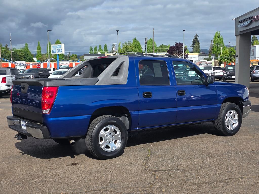 Used 2004 Chevrolet Avalanche Z71 w/ Preferred Equipment Group AWD/4WD image 21
