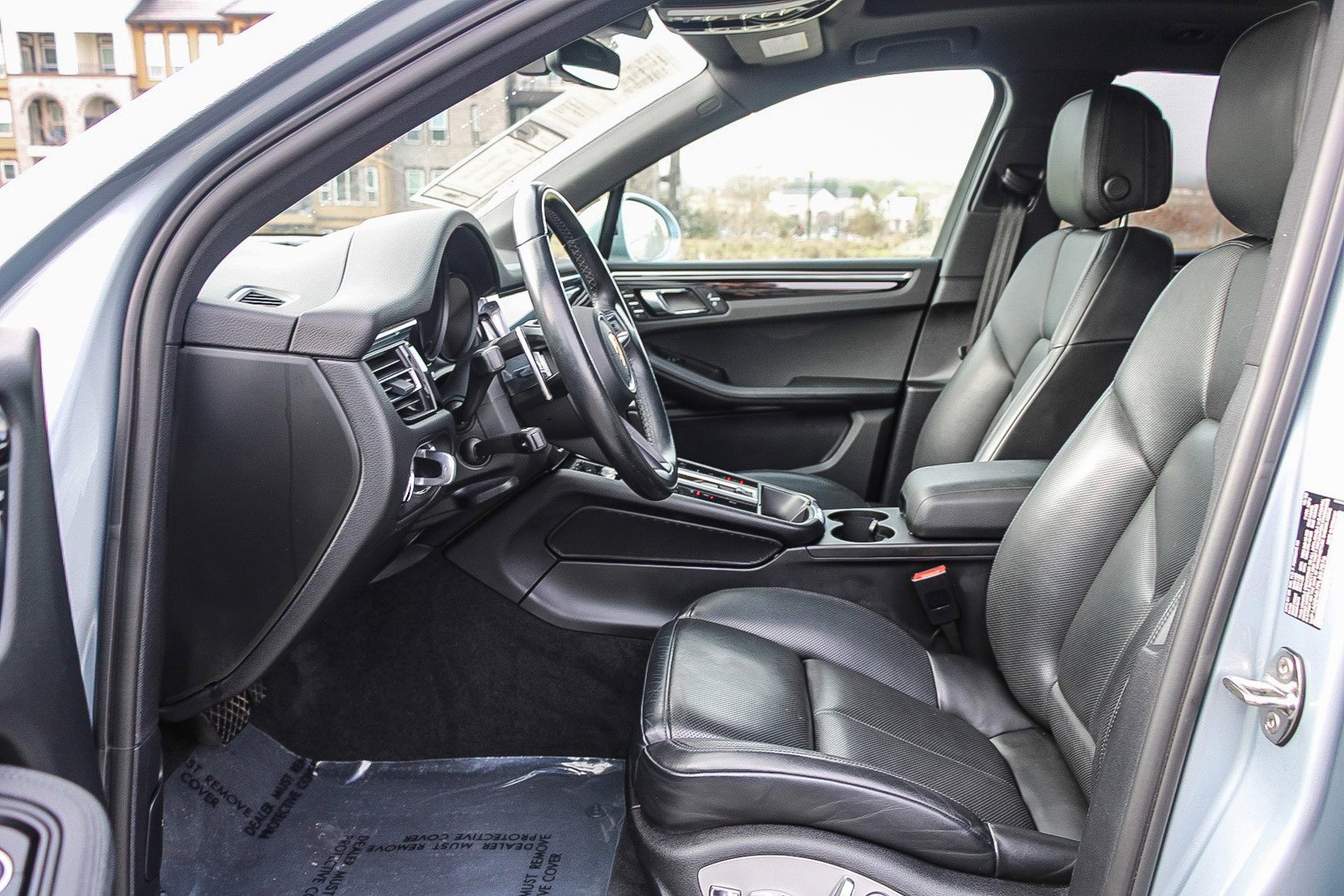 Used 2023 Porsche Macan S image 18