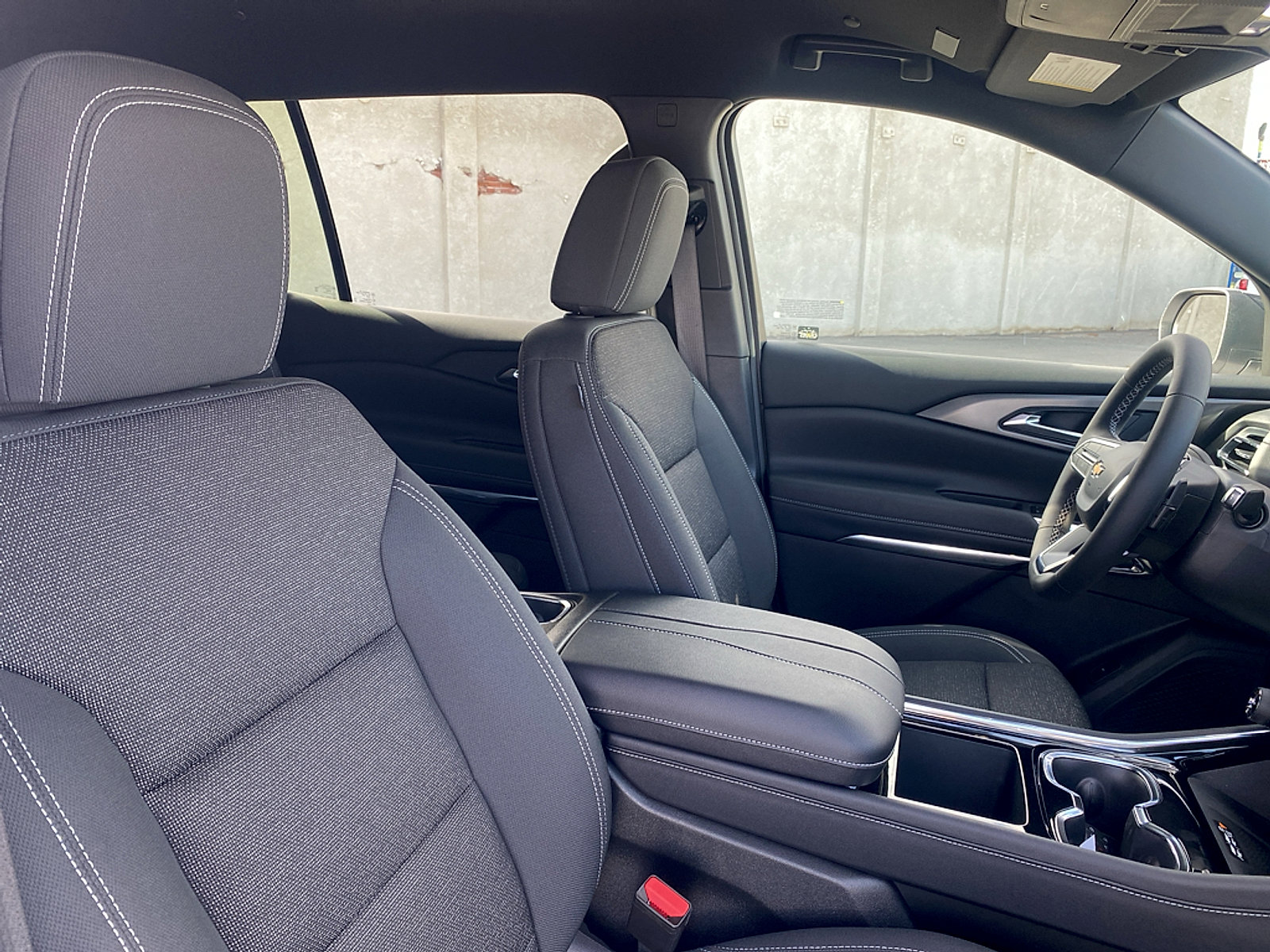 New 2026 Chevrolet Traverse LT FWD image 25