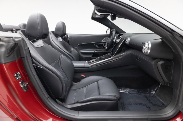 Used 2022 Mercedes-Benz SL 63 AMG 4MATIC image 26