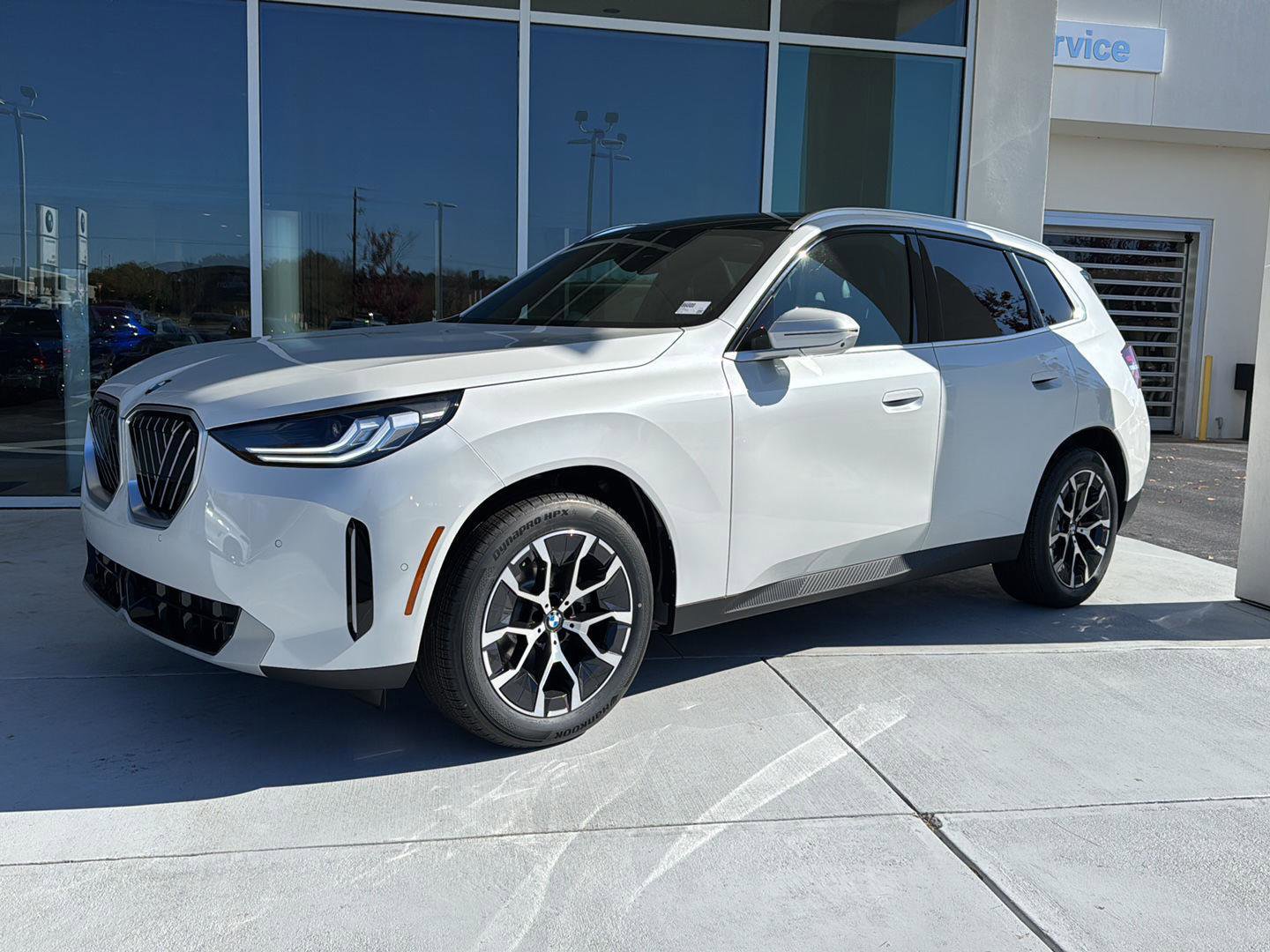 New 2026 BMW X3 xDrive30 w/ Premium Package image 2