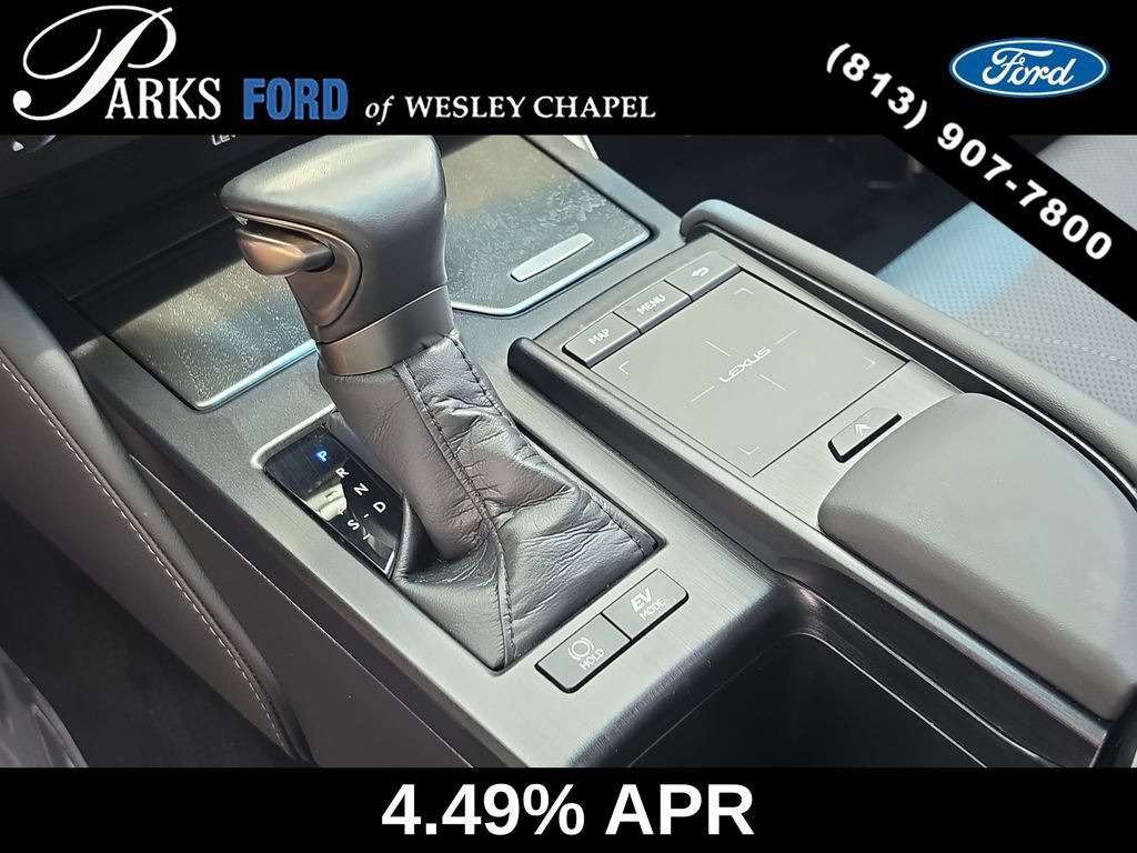 Used 2022 Lexus ES 300h Ultra Luxury w/ Accessory Package 2 FWD image 27