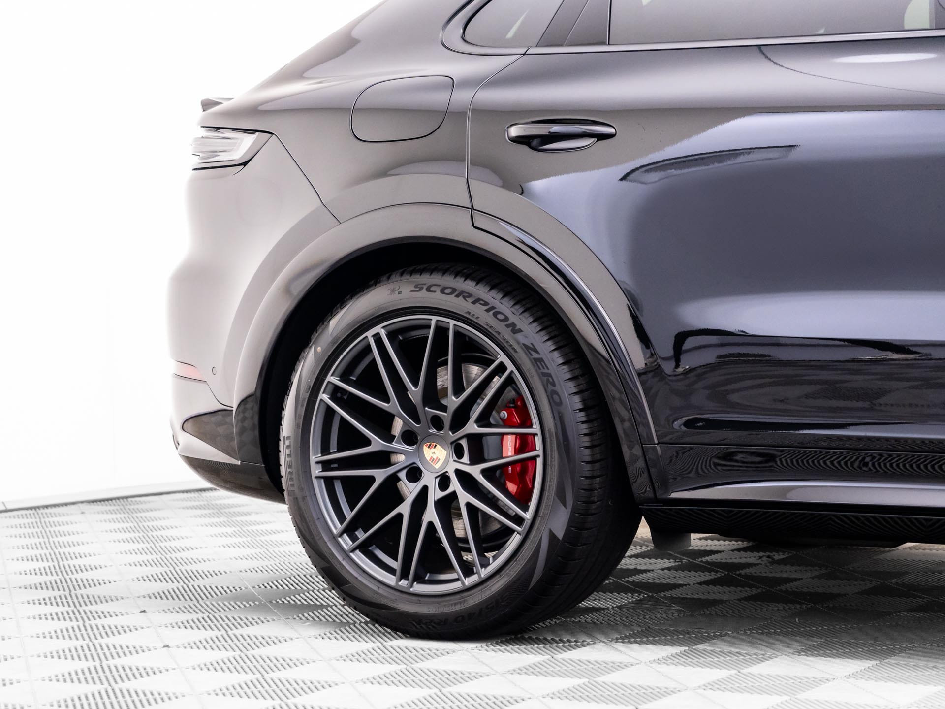 New 2027 Porsche Cayenne GTS AWD/4WD image 37