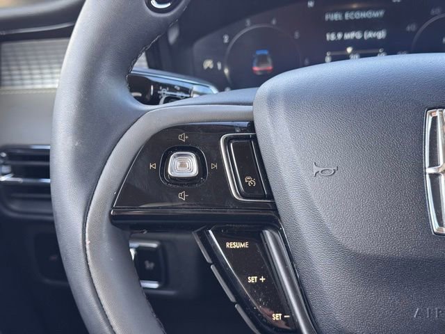 Used 2023 Lincoln Corsair AWD w/ Equipment Group 101A image 10
