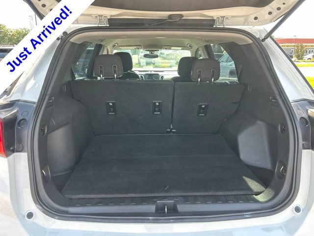 Used 2019 Chevrolet Equinox LS FWD image 28