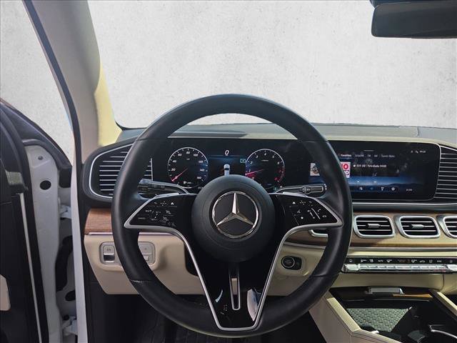 Used 2025 Mercedes-Benz GLE 350 4MATIC image 13