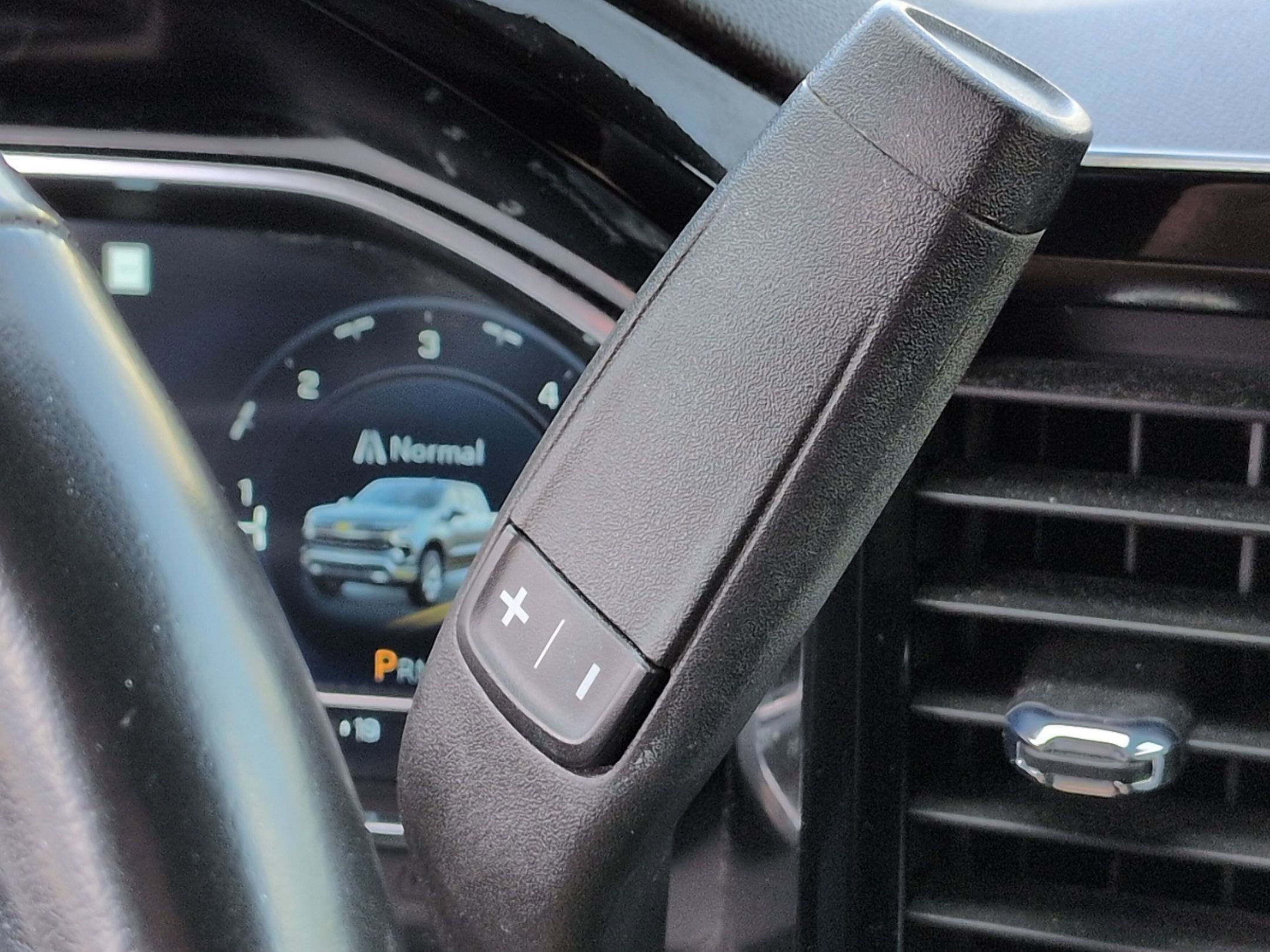 Used 2022 Chevrolet Silverado 1500 LT image 28