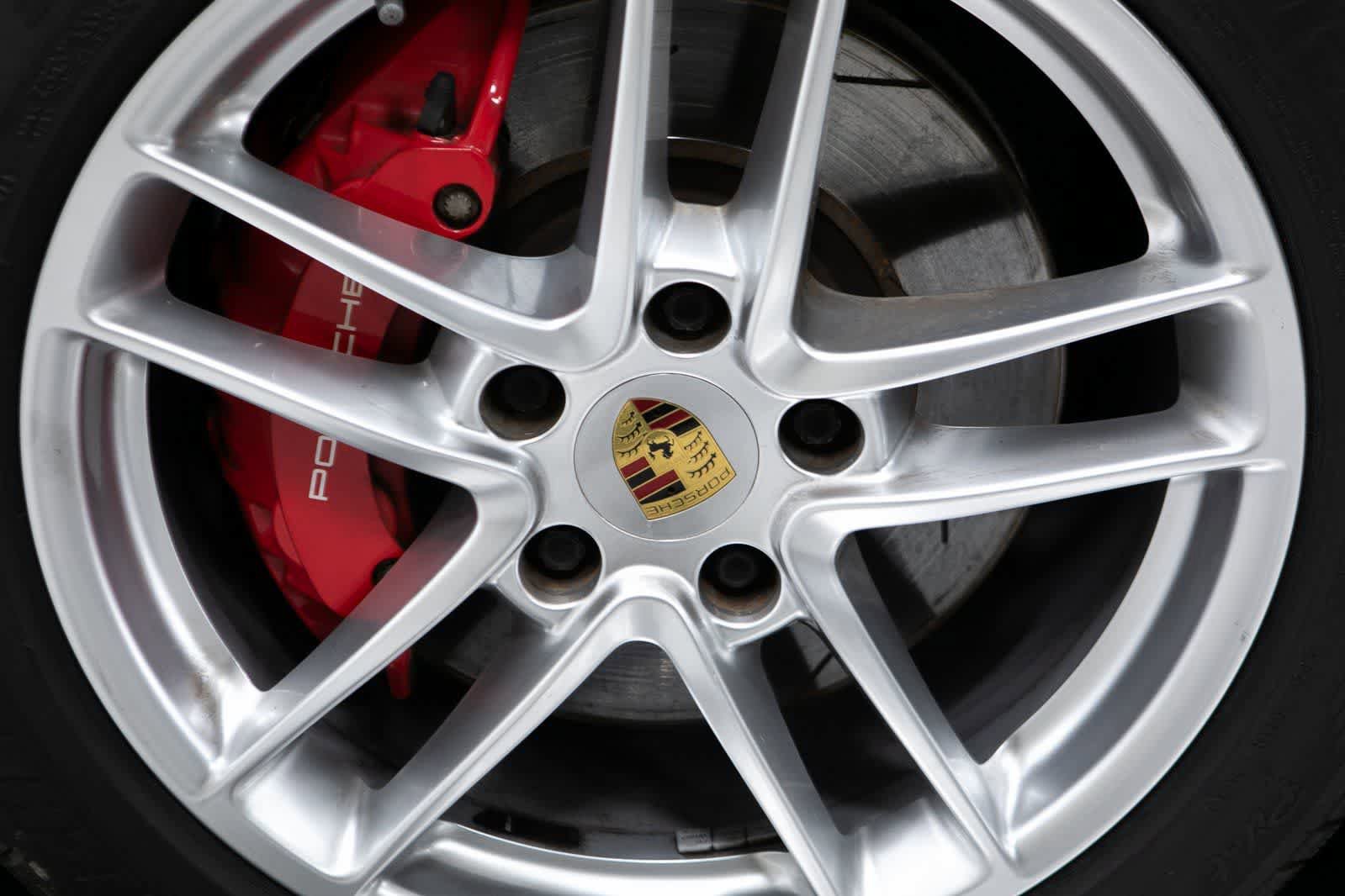 Certified 2022 Porsche Panamera 4S AWD/4WD image 11