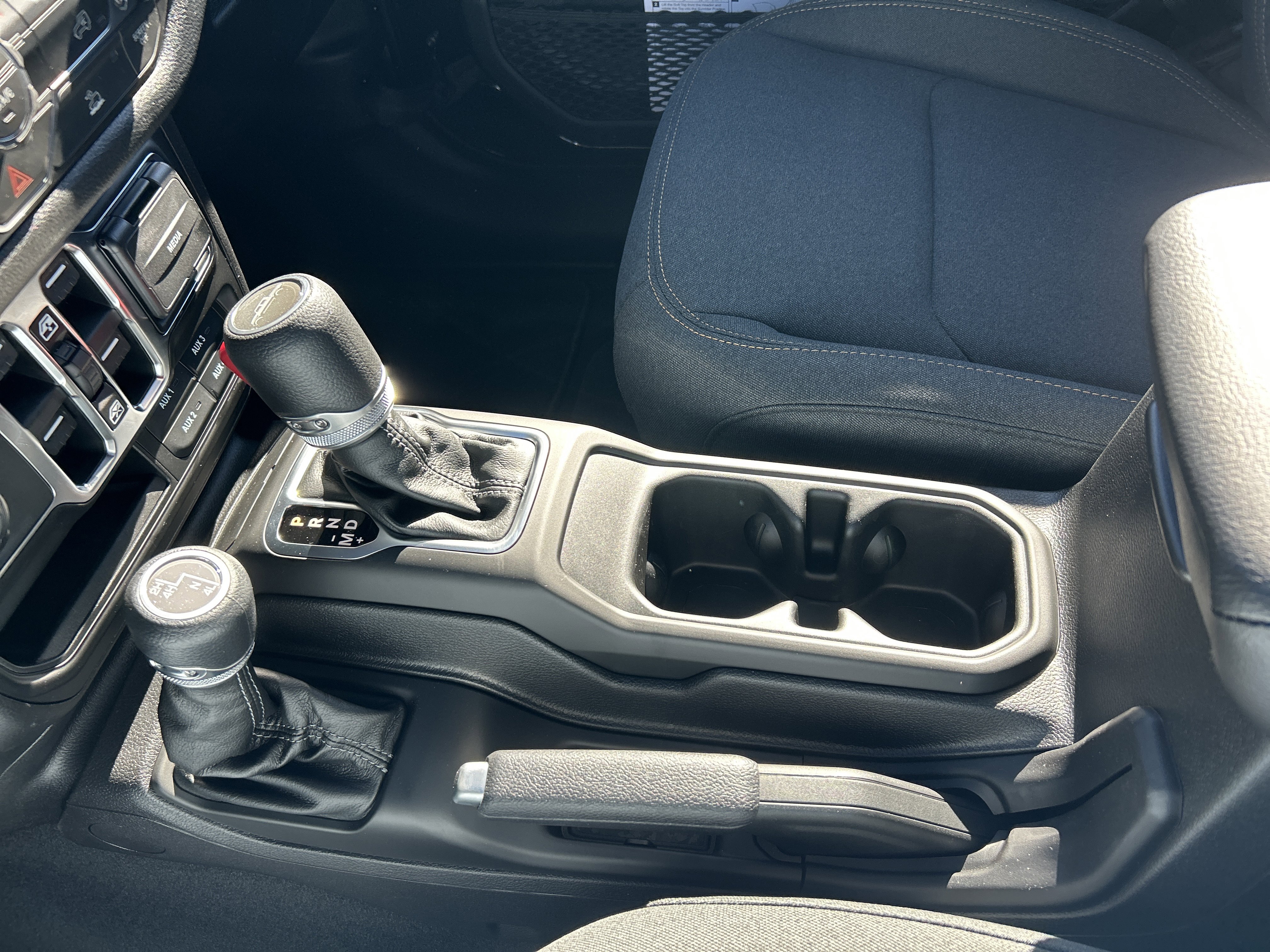 New 2026 Jeep Gladiator Sport image 23