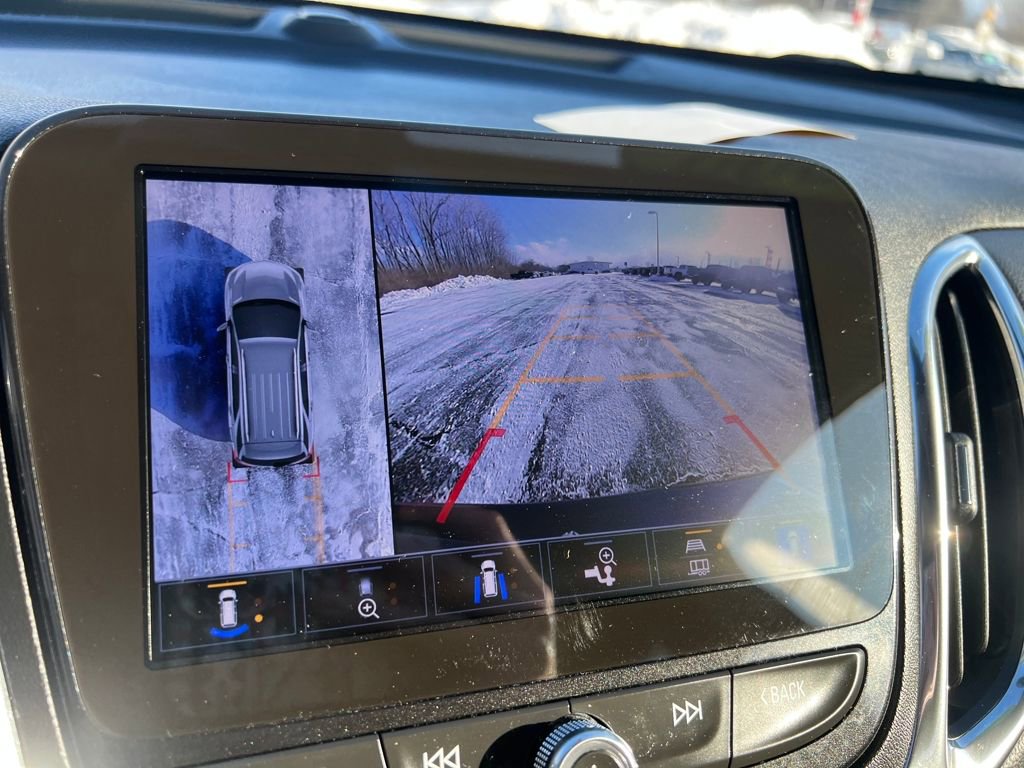 Used 2022 Chevrolet Equinox Premier image 18