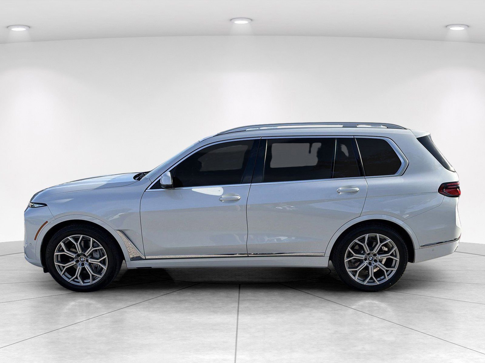 Used 2026 BMW X7 xDrive40i AWD/4WD image 7