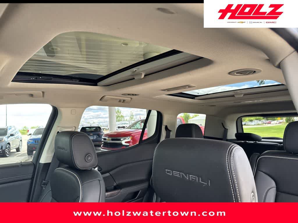 Certified 2023 GMC Acadia Denali w/ Denali Ultimate Package AWD/4WD image 13