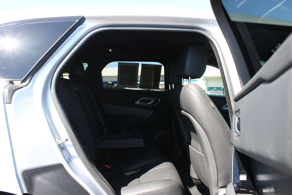 Used 2025 Land Rover Range Rover Velar Dynamic SE AWD/4WD image 30