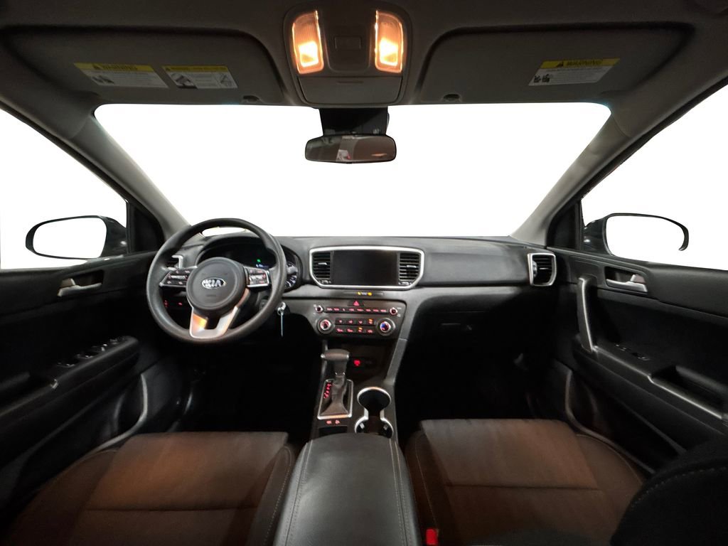 Used 2022 Kia Sportage LX image 17