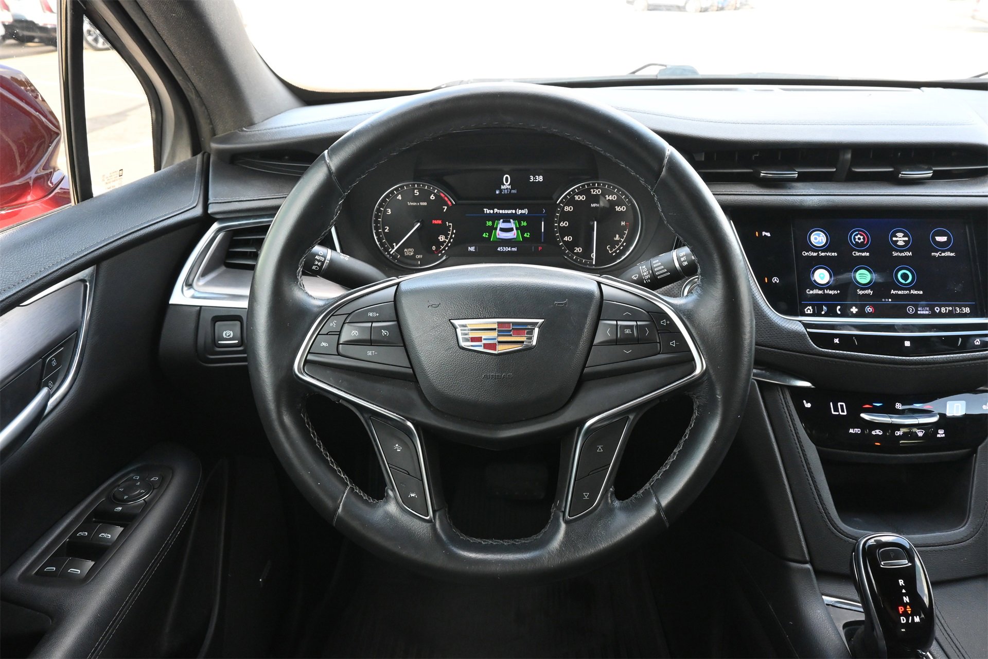 Used 2020 Cadillac XT5 Luxury w/ LPO, Floor Liner Package image 10