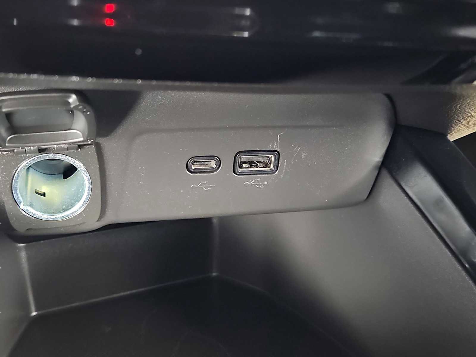 Certified 2025 Chevrolet Trax ACTIV w/ Driver Confidence Package image 16