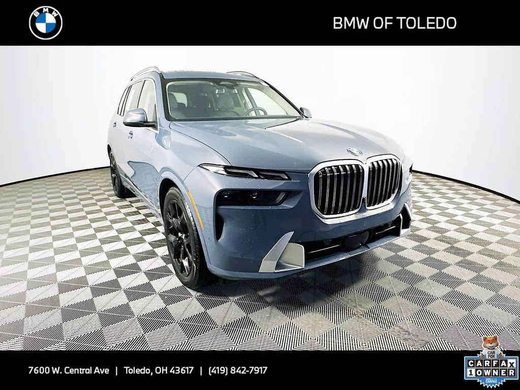 Used 2025 BMW X7 xDrive40i image 1