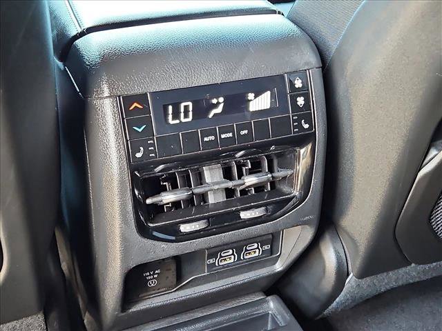 Used 2025 Jeep Grand Cherokee L Limited w/ Black Appearance Package RWD image 16