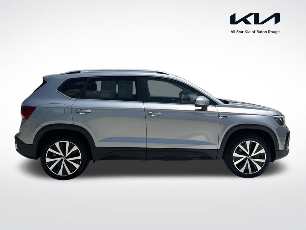 Used 2024 Volkswagen Taos SE