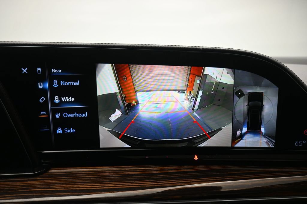 Used 2024 Cadillac Escalade ESV Premium Luxury w/ LPO, Floor Liner Package AWD/4WD image 27