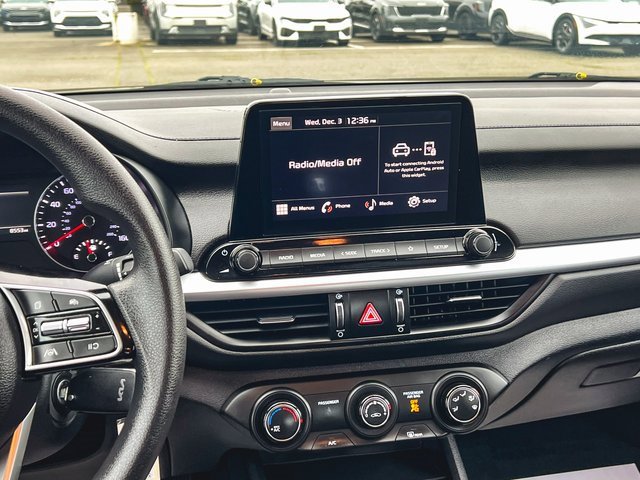 Used 2023 Kia Forte LXS w/ LXS Technology Package image 19