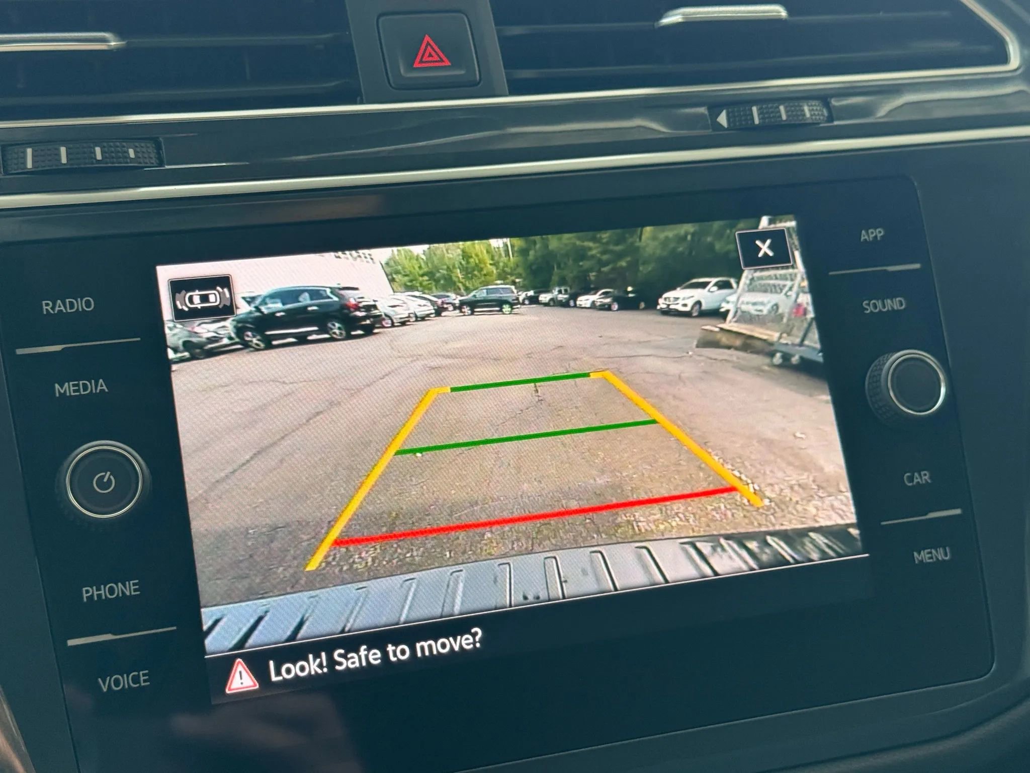 Used 2024 Volkswagen Tiguan S AWD/4WD image 38