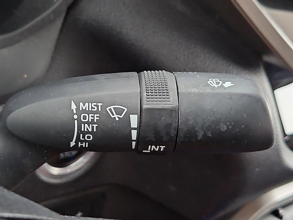 Used 2022 Toyota Tundra SR5 AWD/4WD image 25