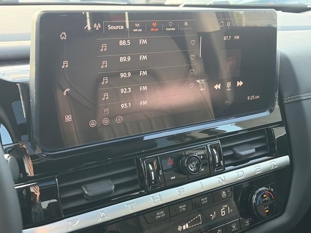 New 2026 Nissan Pathfinder Platinum image 19