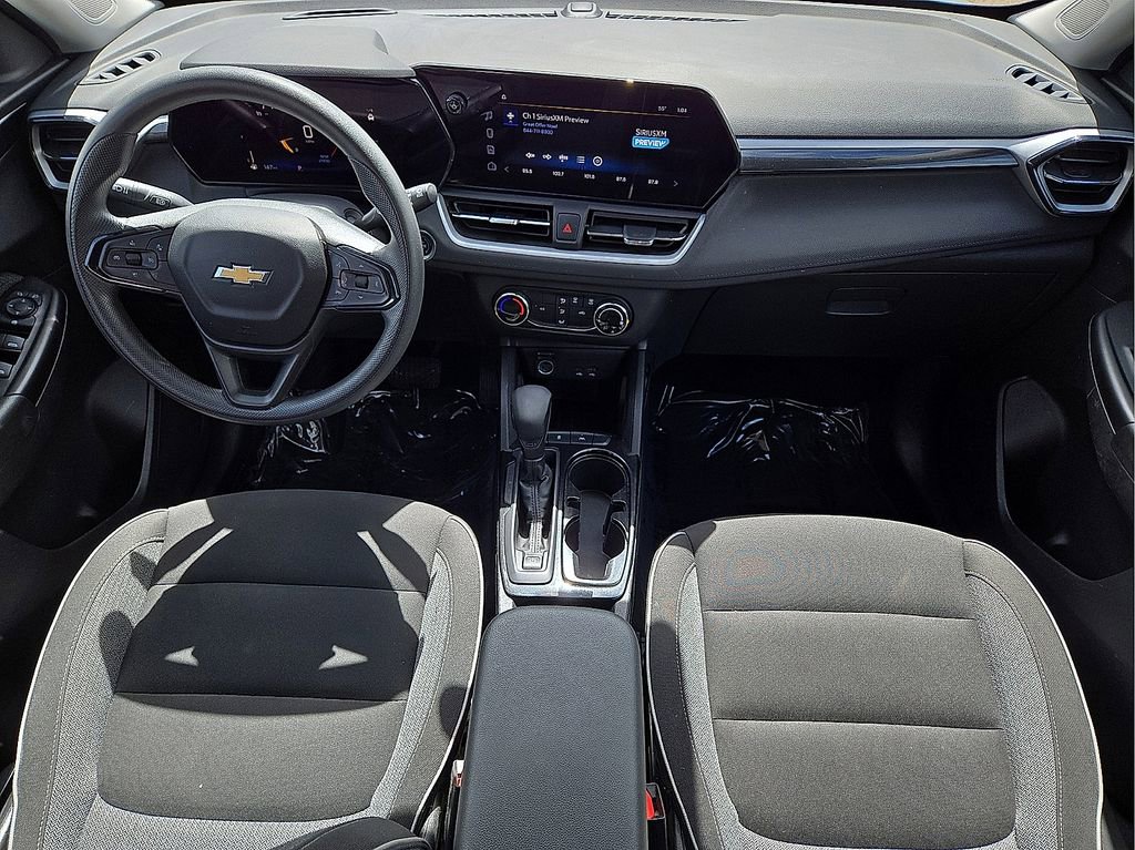 Used 2024 Chevrolet TrailBlazer LS FWD image 15