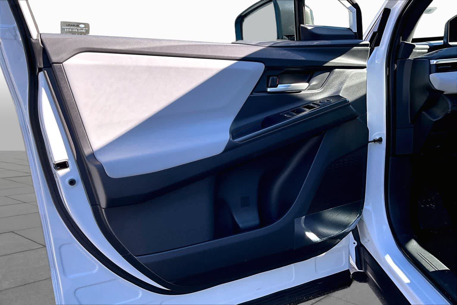 New 2026 Subaru Solterra AWD/4WD image 8