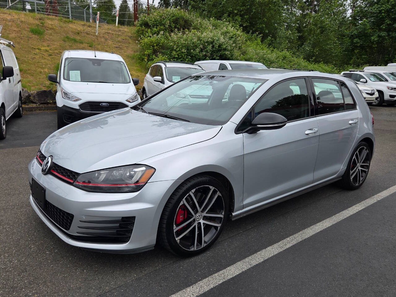 Used 2017 Volkswagen GTI Sport FWD image 3
