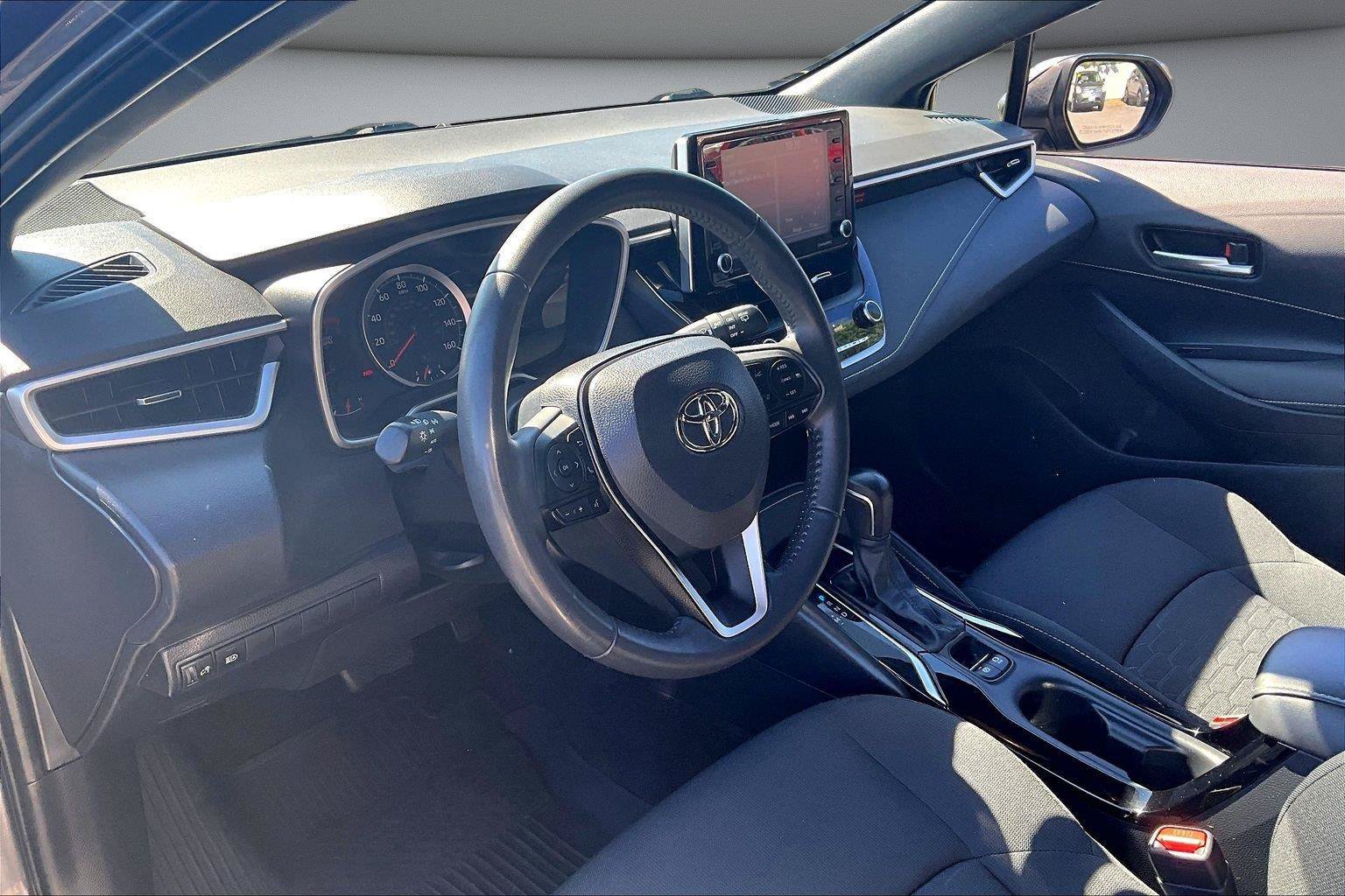 Used 2022 Toyota Corolla SE FWD image 15